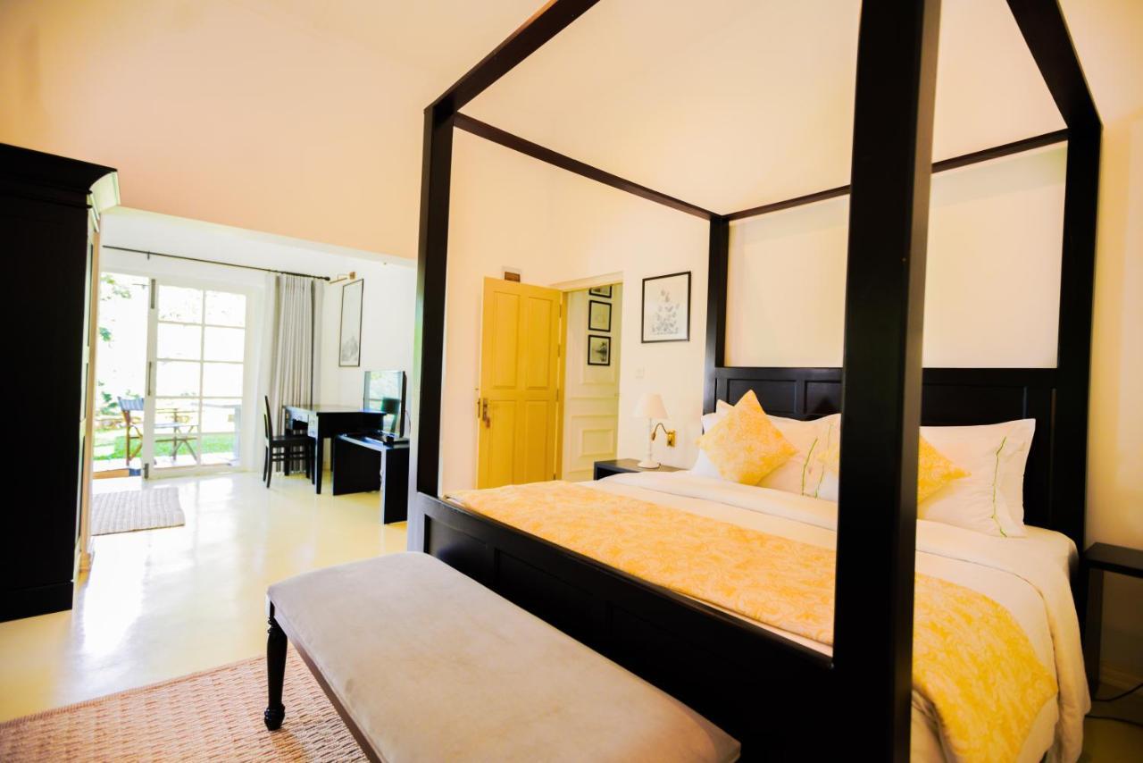 Villa Le Maas Tota Koslanda エクステリア 写真