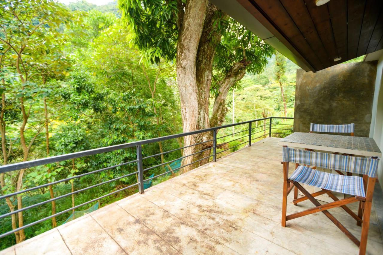 Villa Le Maas Tota Koslanda エクステリア 写真